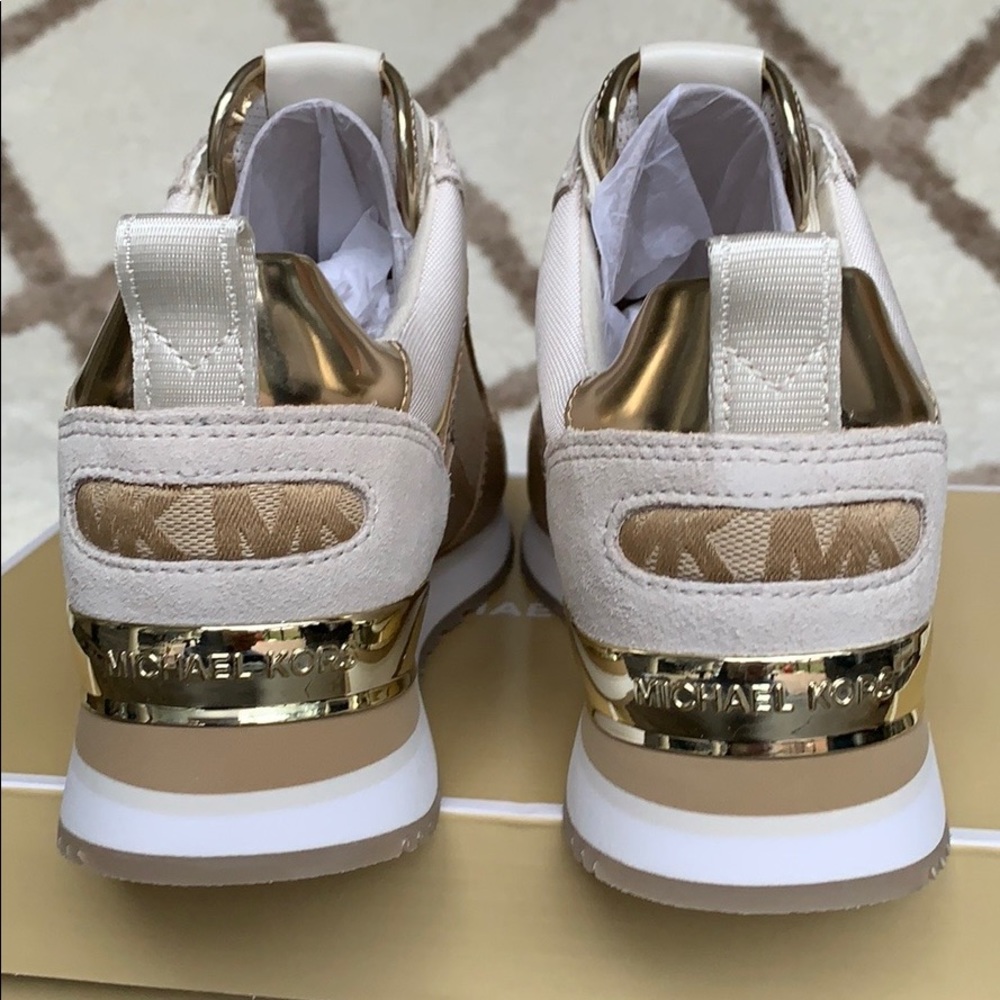 MICHAEL KORS WILMA TRAINER MK LOGO JACQUARD MD - Picture 10 of 16